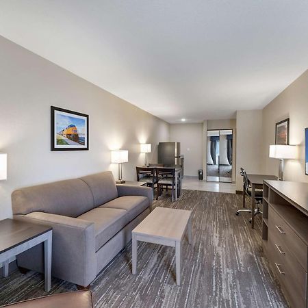 Surestay Plus Hotel By Best Western Price Εξωτερικό φωτογραφία